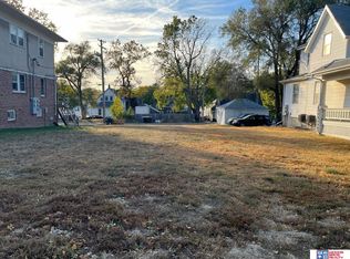 3811 S 48th St, Lincoln, NE 68506