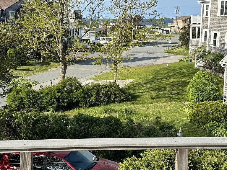 3 Feake Ave — Photo 38