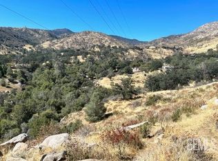 1907 Anchorage Ave, Wofford Heights, CA 93285