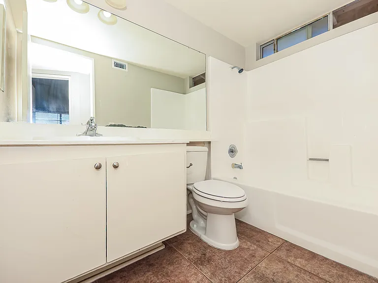 11929 Sugar Creek Ct — Photo 14
