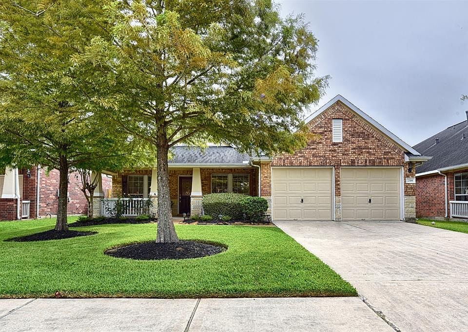 1st image of 2309 Canyon Springs Dr