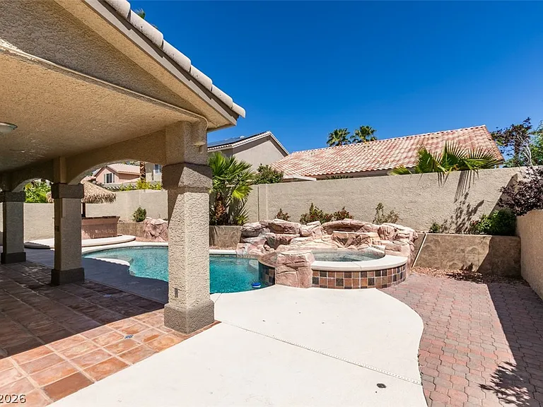 9620 Sedona Hills Ct — Photo 48