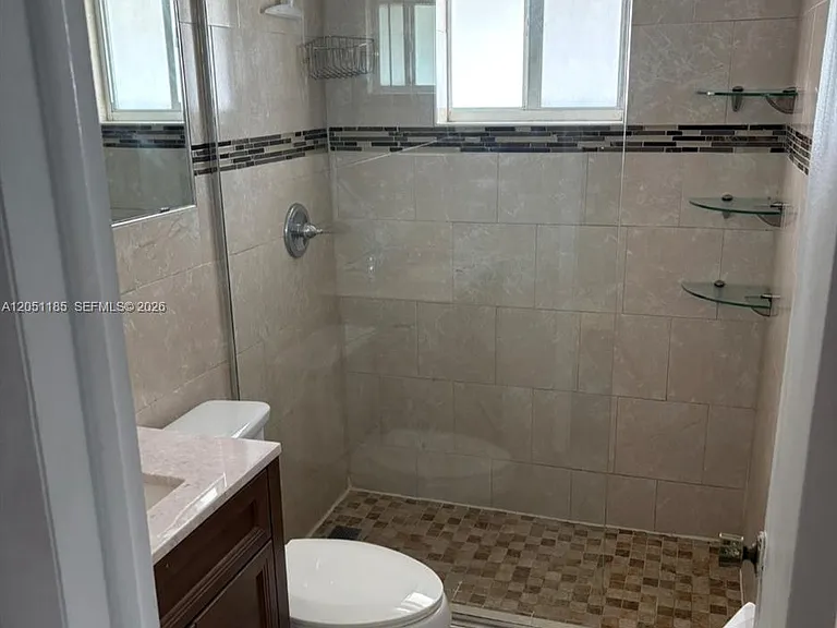669 SW 37th Ave #208 — Photo 8