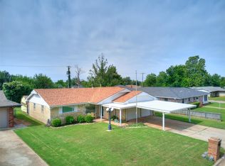 206 Von Elm Ave, Yukon, OK 73099