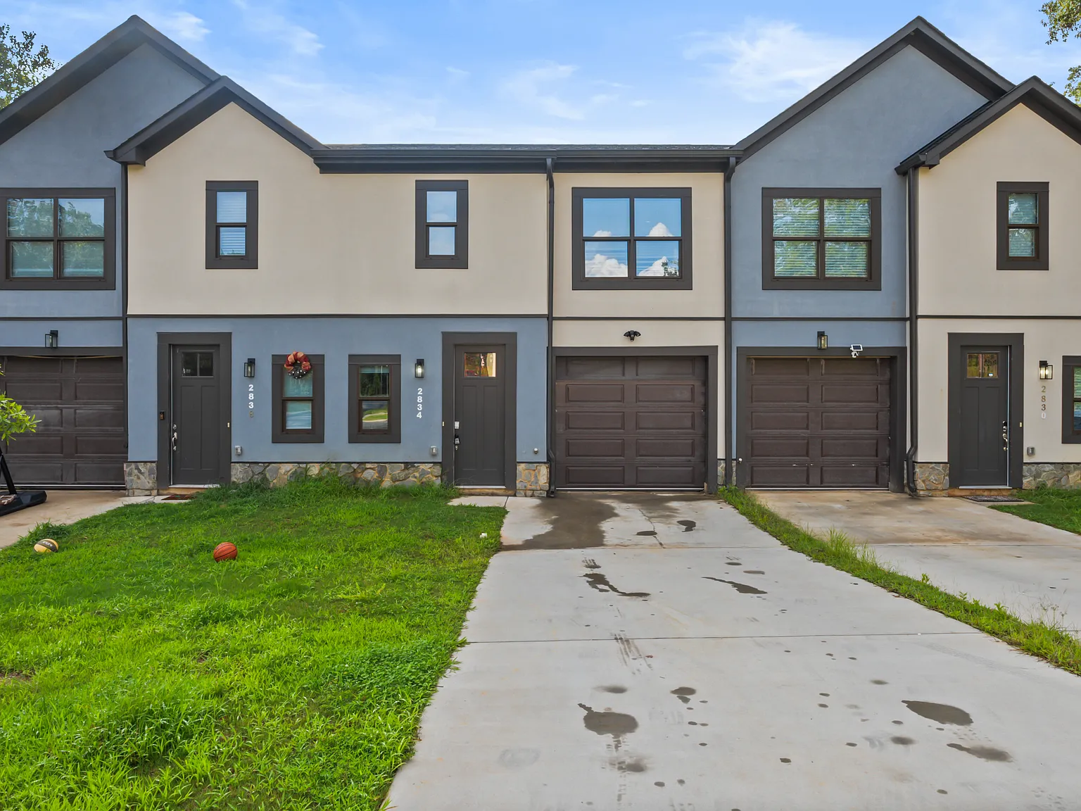 3 bed, 1700 sqft, $2,995 — Photo 1