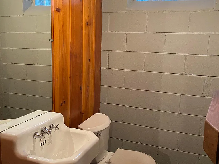 8251 Oak Park Blvd — Photo 39