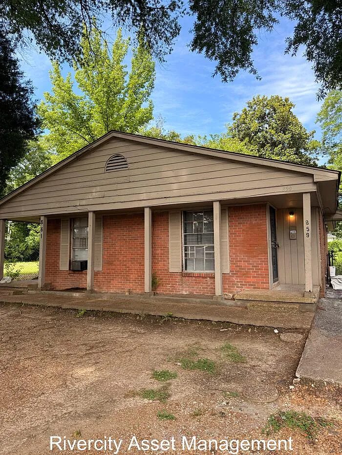 2 bed, 1.0 bath, 800 sqft, $750 — Photo 1