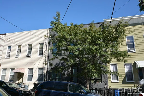 Rented by Spire Group | media 38