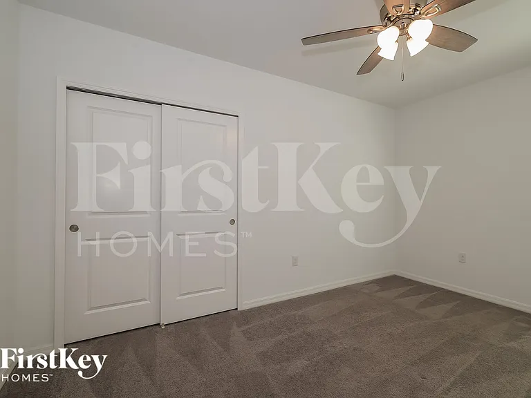 5007 Vellacito Way — Photo 14