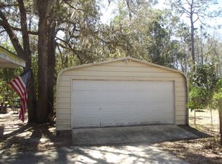 109 Kathy St, Interlachen, FL 32148