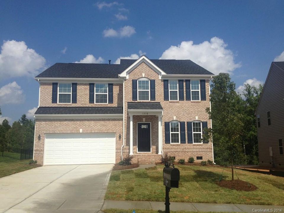 1st image of 1306 Rosemont Dr W #126