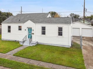 15 San Carlos Ave, New Orleans, LA 70121