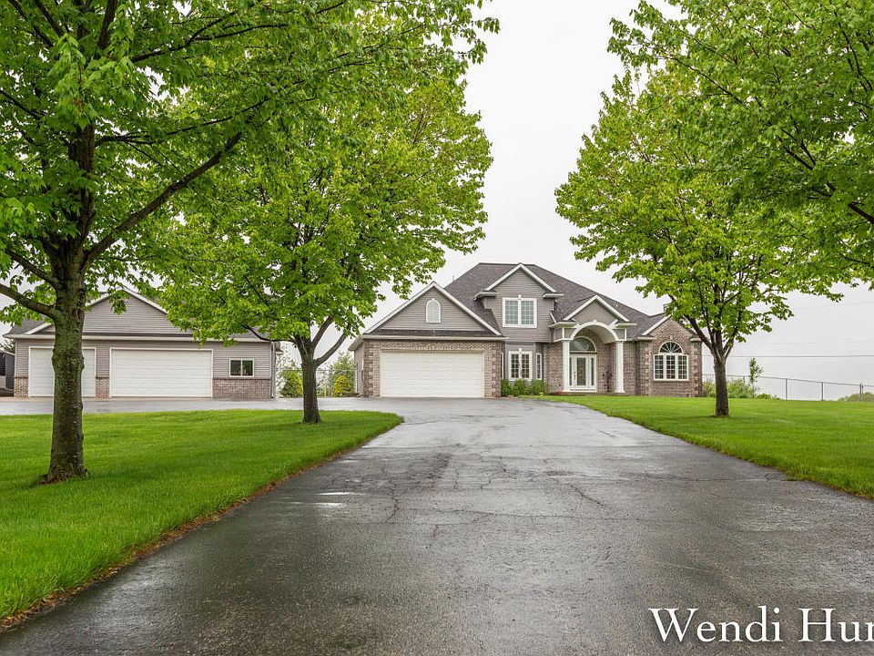 1st image of 12225 Pine Island Dr