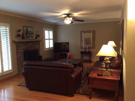 4th image of 642 Barrachi Way