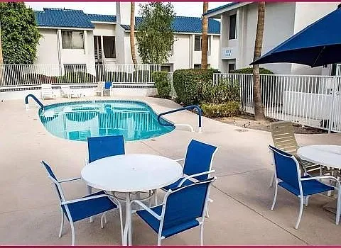 1800 Clubhouse Dr #111 — Photo 21