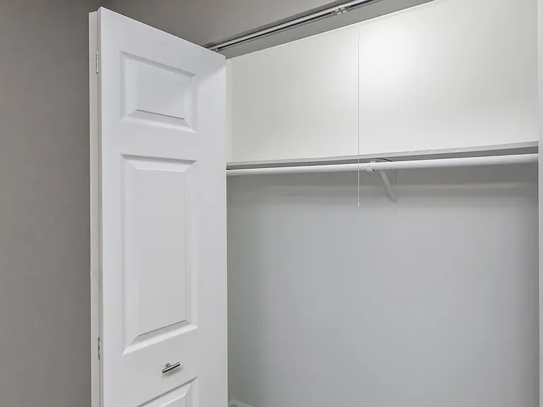 Laurel Ridge Apartments — Photo 32