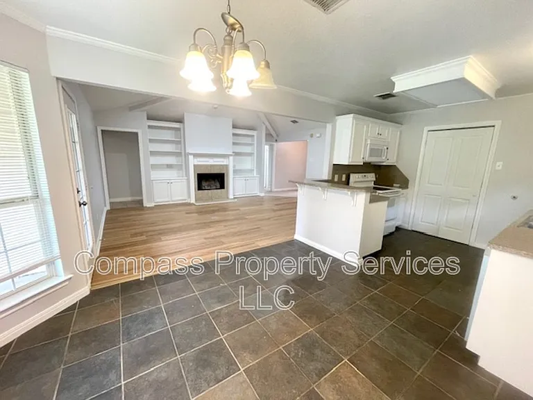 2924 Palomino Trl — Photo 7