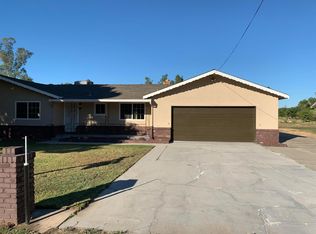 1122 White Ln, Stockton, CA 95215