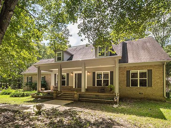 4th image of 2425 Clay Pond Dr