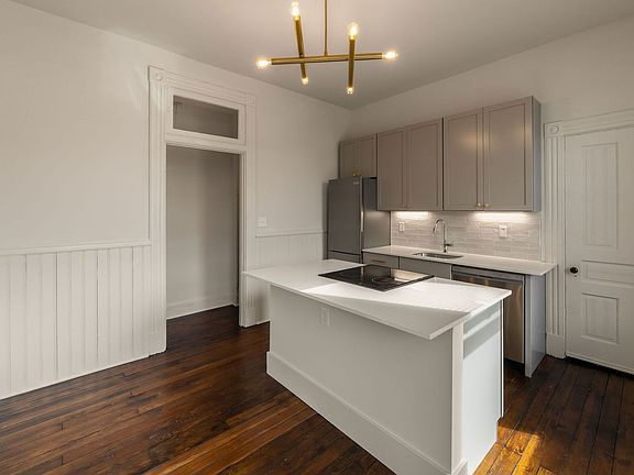 4th image of 824-828 Madison Ave #826-2B