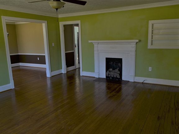 3rd image of 903 Glenwood Ave