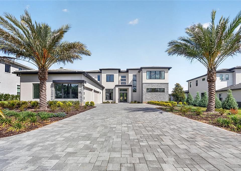 1st image of 16044 PENDIO DRIVE