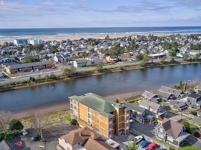224 N Holladay Dr #201 — Photo 8