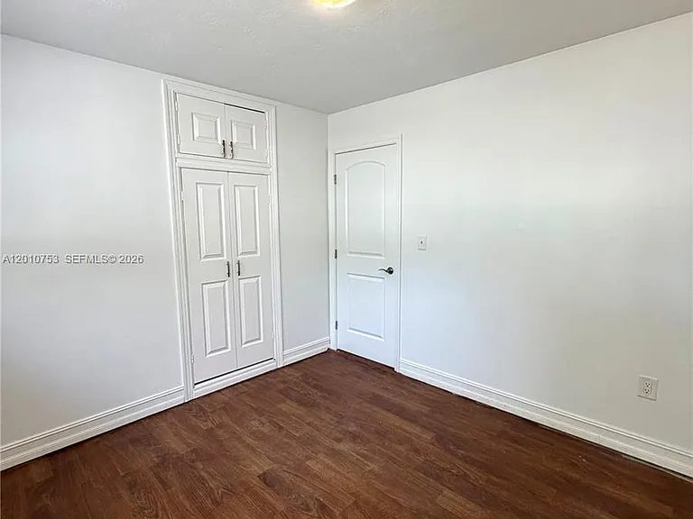 6472 Johnson St — Photo 13