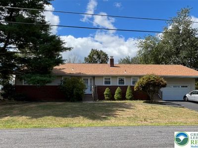 2215 Sutton Dr, Stroudsburg, PA, 18360