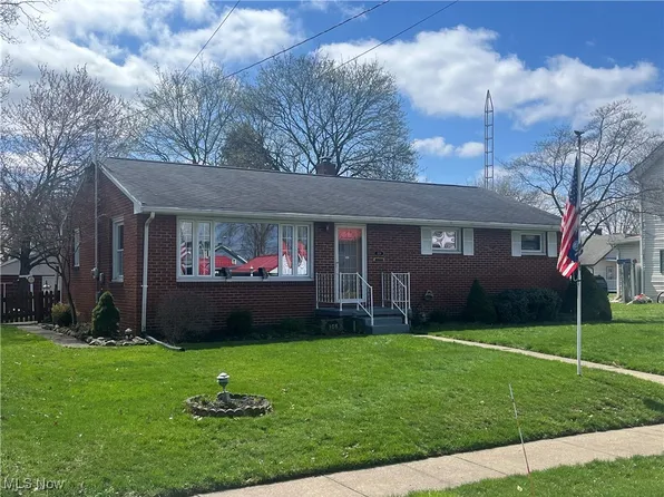 308 High St, Louisville, OH 44641