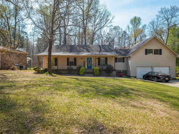 1837 Louise Ave, Gadsden, AL 35907