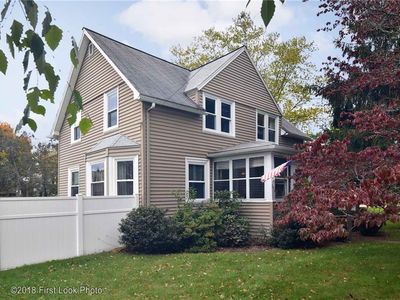 854 Main Ave, Warwick, RI, 02886