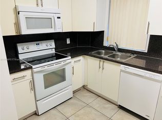 6115 NW 186th St APT 202, Hialeah, FL 33015