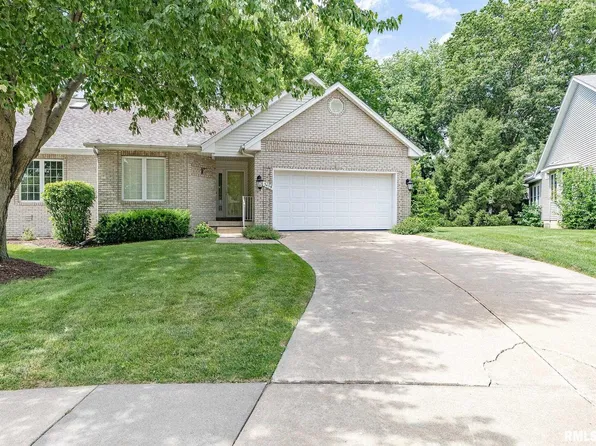 3439 Maple Glen Dr, Bettendorf, IA 52722