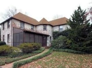 1504 Woodsdale Rd, Wilmington, DE 19809