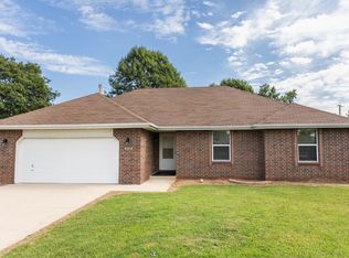 418 N Becky Cir, Nixa, MO 65714