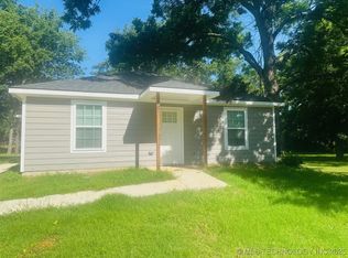 421 S 10th Ave, Durant, OK 74701