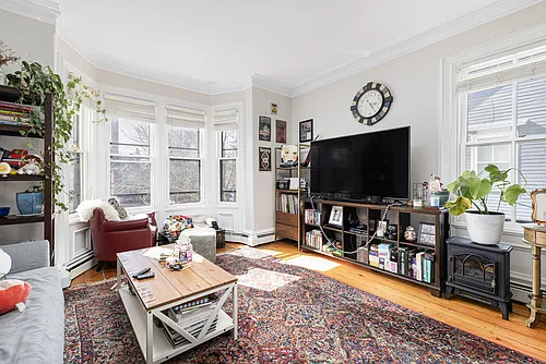 44 Sycamore St #2F Photo 1