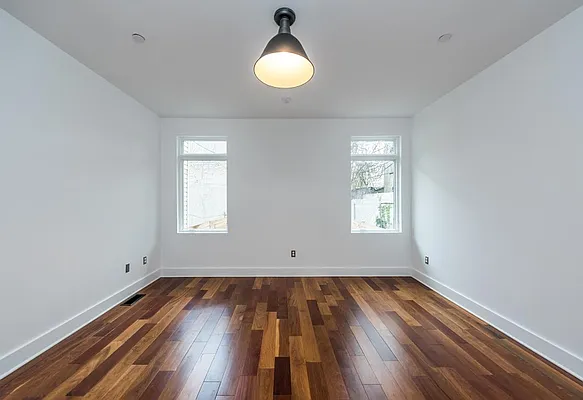 Rented by Nooklyn NYC LLC | media 17