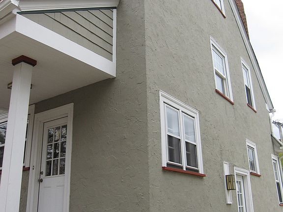 2nd image of 11834 Lake Ave