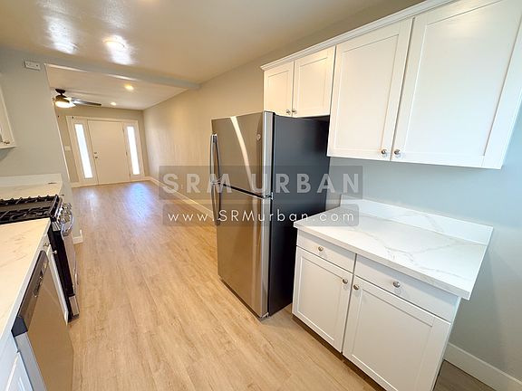 5th image of 2550 A St #30