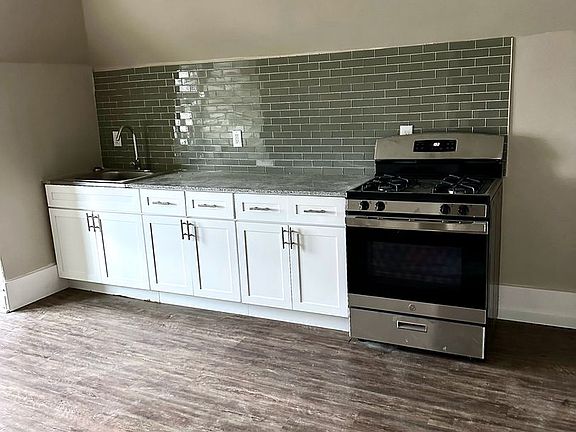 3rd image of 303 S Negley Ave APT 5