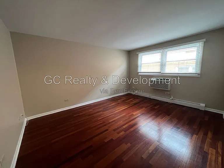 1247 E Washington St #202 — Photo 11