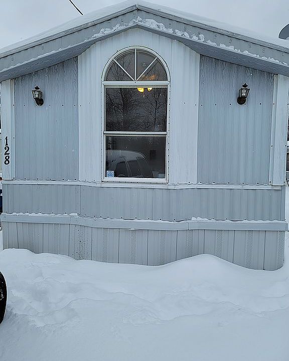 1st image of 128 Norton Dr