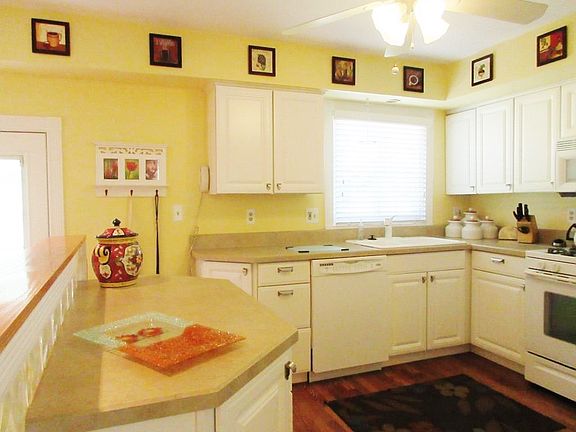 4th image of 1403 Sexton Ct