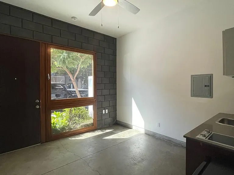 1941 Columbia — Photo 16