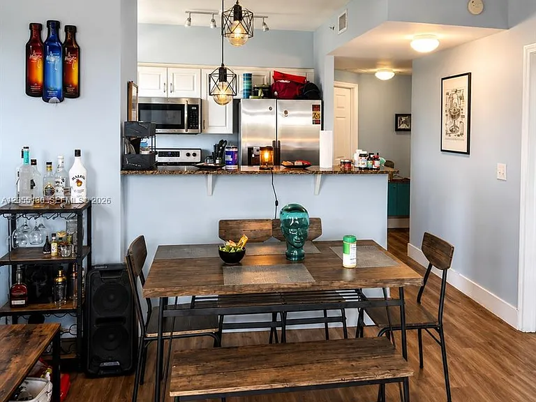 215 SW 42nd Ave #710 — Photo 5