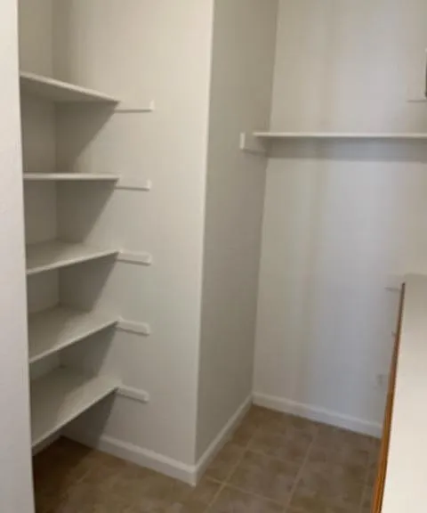 729 Wynyard Cir — Photo 35