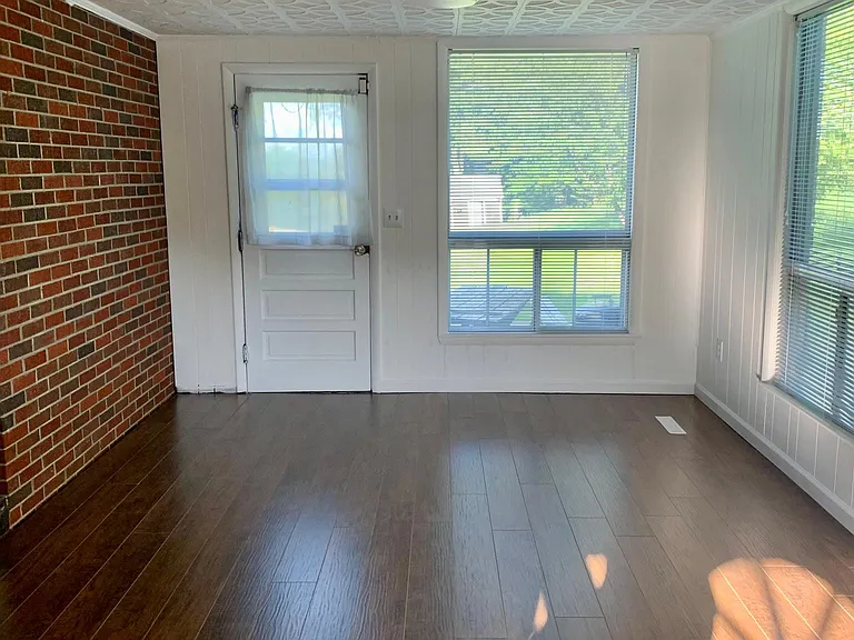Extra finished space next to kitchen