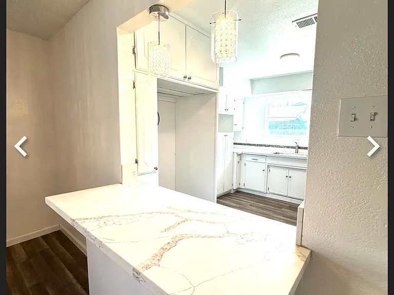 833 N Rector Way — Photo 13